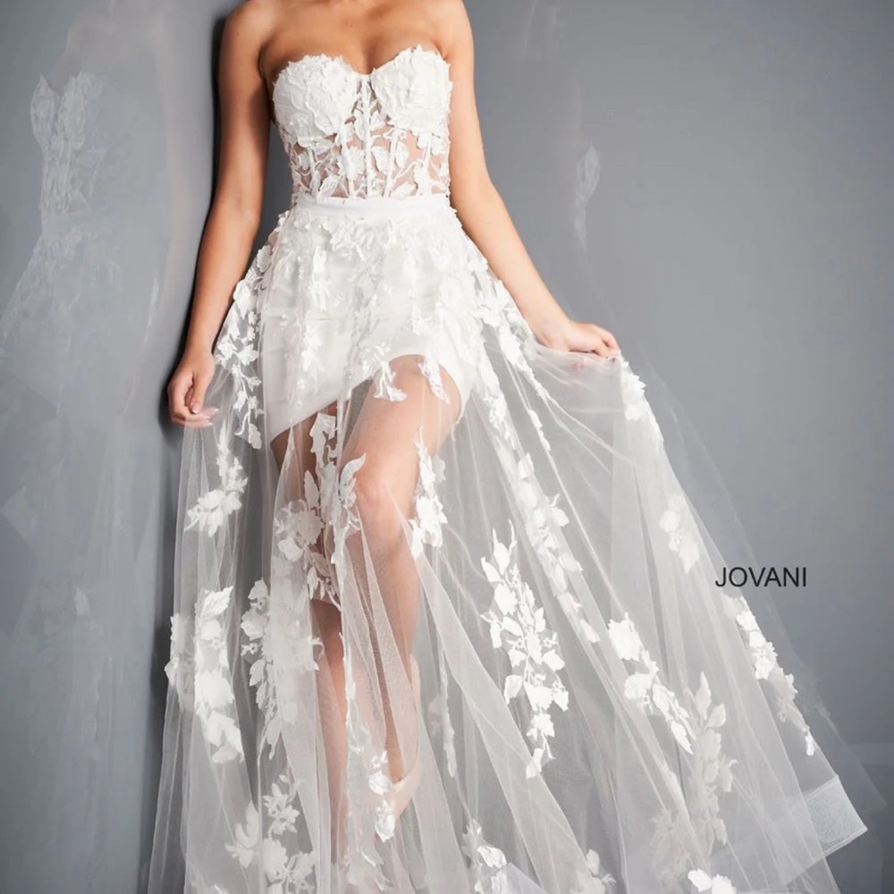 Rehearsal dress can be used for wedding